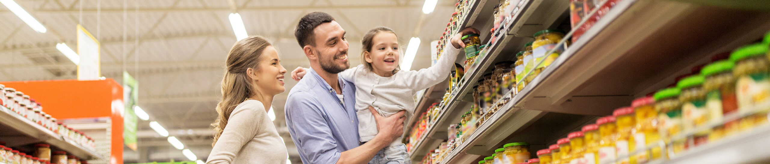 US Grocery Retailing—Real Estate Insights: Value and Specialty Grocers Drive Polarized Expansion